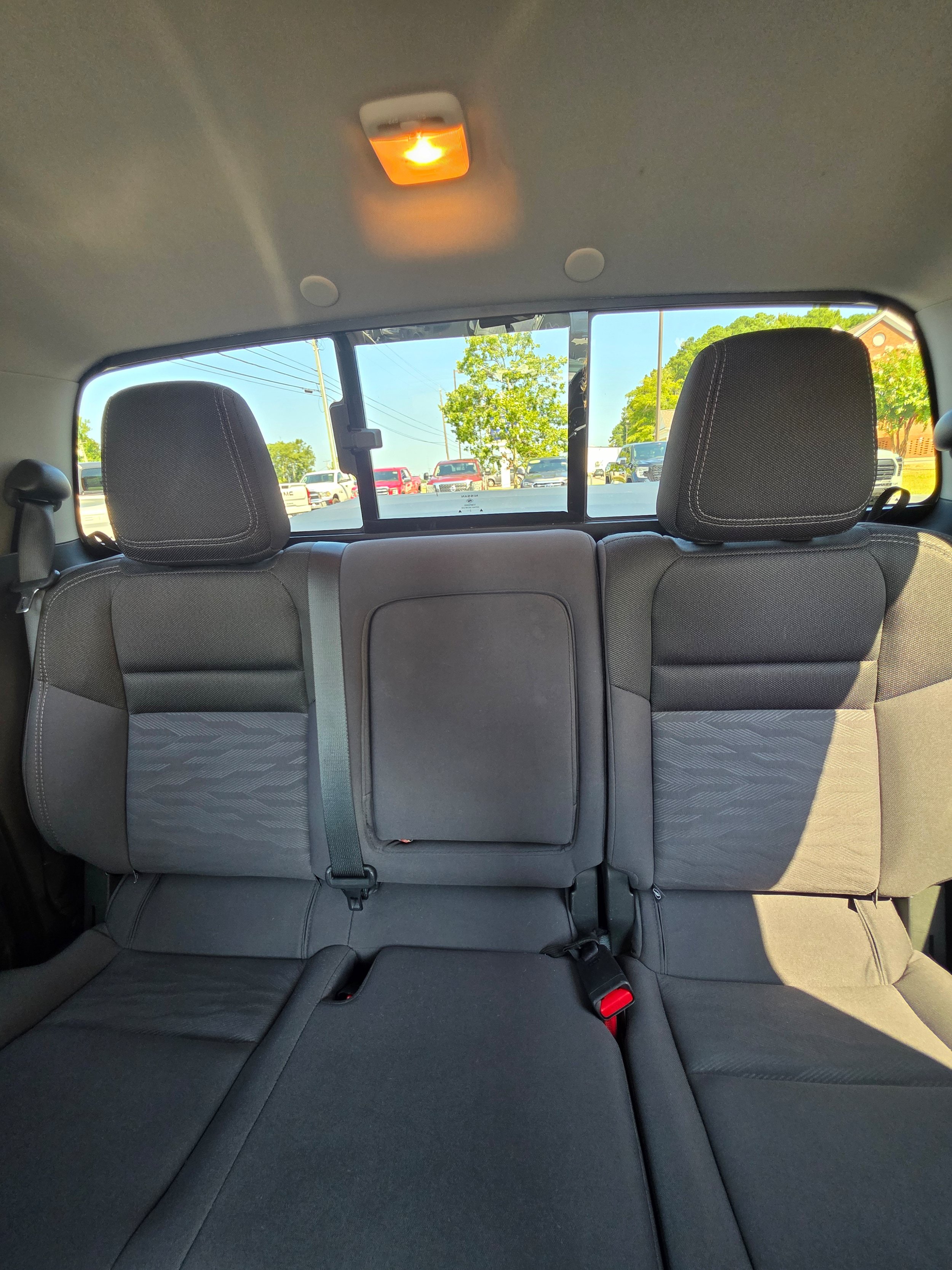 Used 2023 Nissan Frontier SV w/ Technology Package AWD/4WD image 23