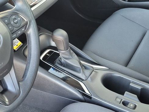 Used 2024 Toyota Corolla LE image 19