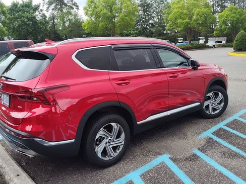 Used 2022 Hyundai Santa Fe SEL AWD/4WD image 4