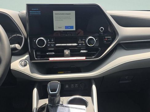 New 2026 Toyota Highlander XLE AWD/4WD image 15