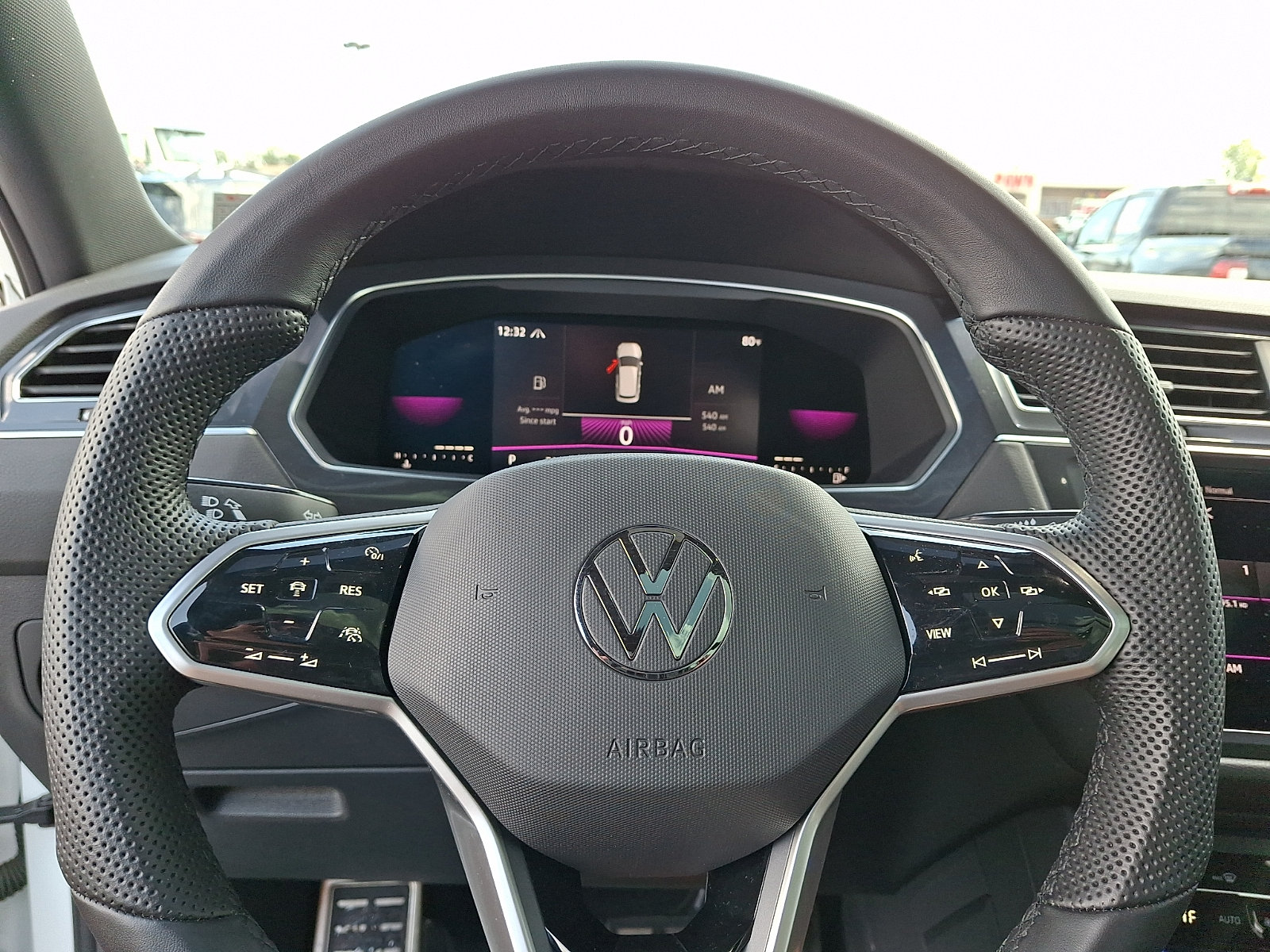 Used 2022 Volkswagen Tiguan SE R-Line AWD/4WD image 19
