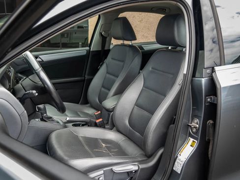 Used 2014 Volkswagen Jetta SE FWD image 14