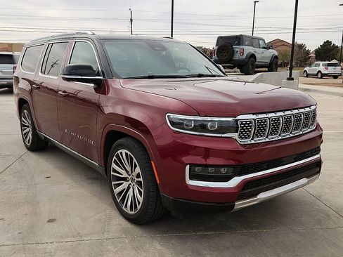 Used 2024 Jeep Grand Wagoneer L Series III image 4