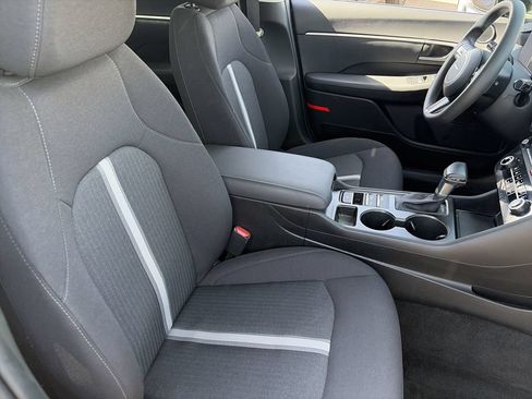 Certified 2025 Hyundai Sonata SE FWD image 10