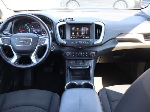 Used 2019 GMC Terrain SLE w/ Driver Convenience Package AWD/4WD image 14