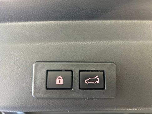 Used 2023 Subaru Ascent Limited w/ Technology Package AWD/4WD image 34