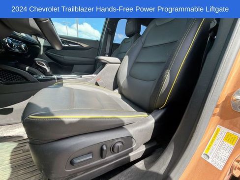 Used 2024 Chevrolet TrailBlazer ACTIV w/ Convenience Package AWD/4WD image 13