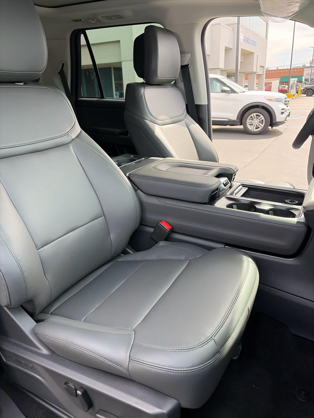 New 2027 Ford Expedition Active AWD/4WD image 23