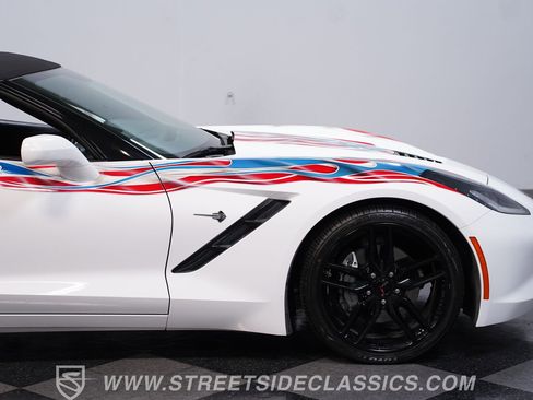 Used 2018 Chevrolet Corvette Stingray Convertible w/ 1LT RWD image 25