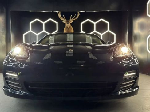 Used 2013 Porsche Panamera 4 Platinum Edition AWD/4WD image 4