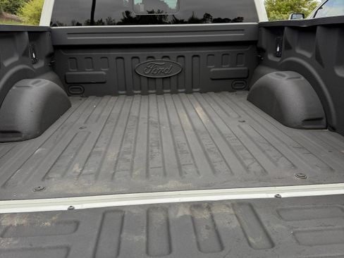 Used 2020 Ford F150 Platinum w/ Equipment Group 701A Luxury image 9