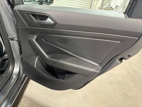 Used 2021 Volkswagen Jetta S image 11