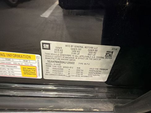 Used 2017 Buick Enclave Leather w/ Enclave Sport Touring Edition FWD image 12