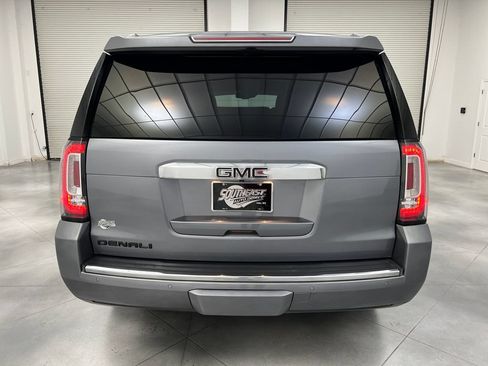 Used 2018 GMC Yukon Denali w/ Open Road Package AWD/4WD image 8