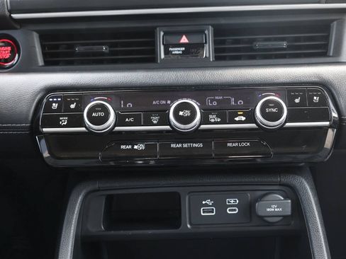 Used 2024 Honda Pilot Elite image 21