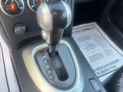 Used 2012 Nissan Rogue SL AWD/4WD image 28