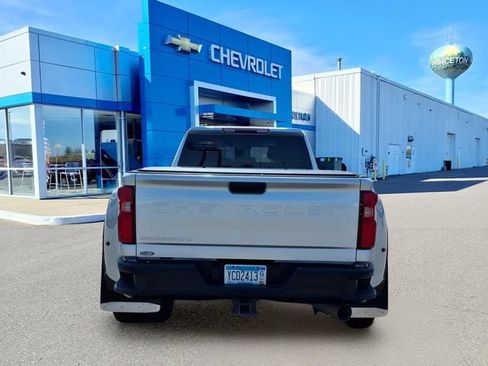 Used 2021 Chevrolet Silverado 3500 W/T w/ Gooseneck/5TH Wheel Package AWD/4WD image 4