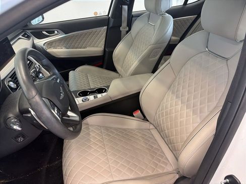 Used 2023 Genesis G70 3.3T w/ Sport Prestige Package AWD/4WD image 4