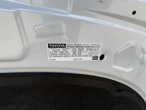 Used 2022 Toyota Prius Prime XLE FWD image 13