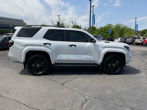 Used 2026 Toyota 4Runner 4WD image 7