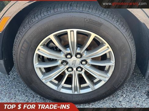 Used 2018 Cadillac XT5 Luxury w/ Driver Awareness Package AWD/4WD image 9