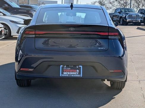 New 2026 Toyota Prius LE image 5