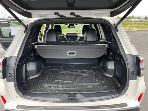 Used 2025 Subaru Forester Touring AWD/4WD image 15