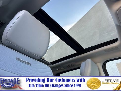 New 2026 Ford Expedition Platinum image 18