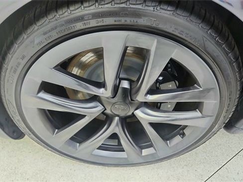 Used 2023 Tesla Model S Standard Range image 59