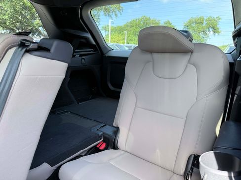 Certified 2026 Volvo XC90 B6 Plus AWD/4WD image 14