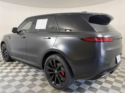 Used 2025 Land Rover Range Rover Sport Dynamic SE AWD/4WD image 4