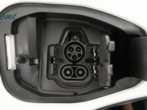 Used 2023 Nissan Ariya Evolve+ image 27