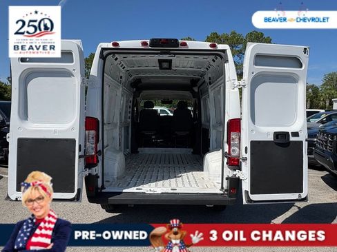 Used 2025 RAM ProMaster 2500 w/ Convenience Group FWD image 25