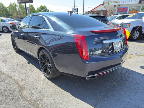 Used 2013 Cadillac XTS Platinum FWD image 5