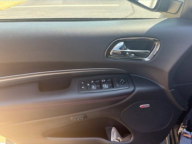 Used 2018 Dodge Durango R/T AWD/4WD image 11