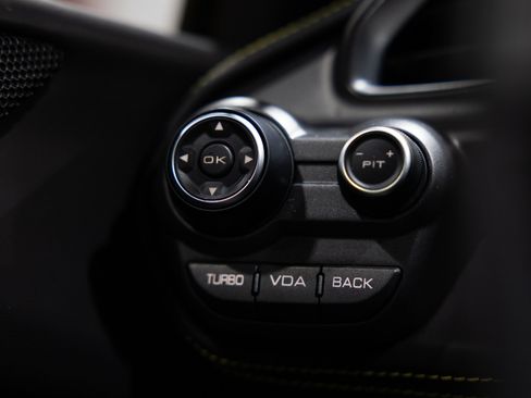 Used 2018 Ferrari 488 GTB RWD image 49