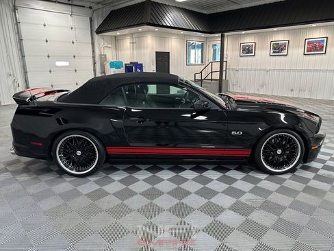 Used 2014 Ford Mustang GT Premium w/ Brembo Brake Package RWD image 13