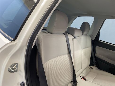 Used 2015 Subaru Forester 2.5i Premium image 36