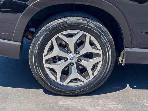 Used 2023 Subaru Forester Premium AWD/4WD image 10