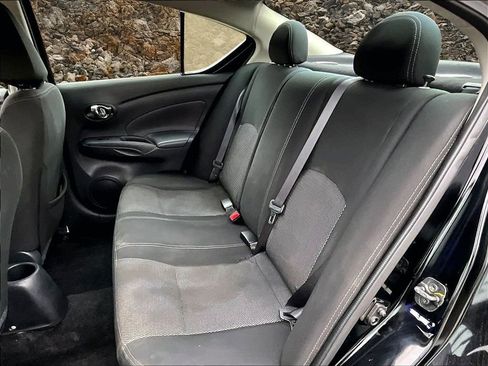 Used 2019 Nissan Versa SV image 24