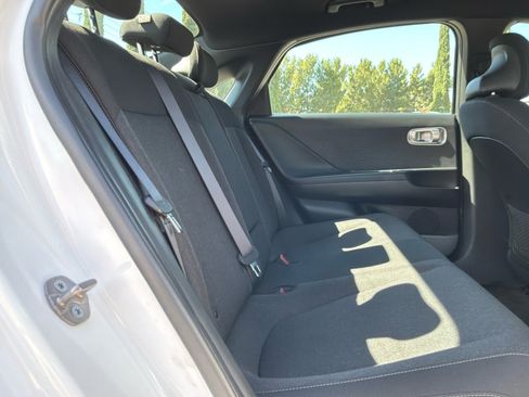 Used 2024 Hyundai Ioniq 6 SE RWD image 19