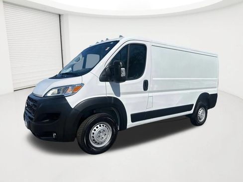 Used 2024 RAM ProMaster 3500 w/ Convenience Group FWD image 1
