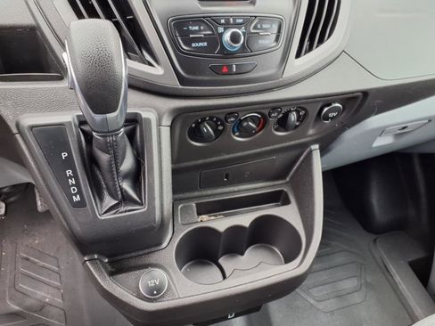 Used 2019 Ford Transit 150 148 Low Roof RWD image 28