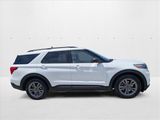 Used 2021 Ford Explorer XLT w/ Equipment Group 202A image 4