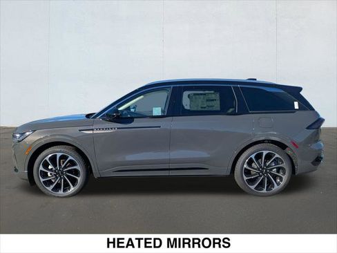 New 2026 Lincoln Nautilus Black Label image 3
