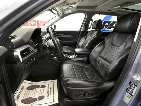 Used 2022 Kia Telluride SX w/ SX Prestige Package AWD/4WD image 12