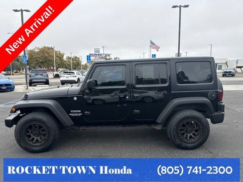 Used 2015 Jeep Wrangler Unlimited Sport w/ Trailer Tow Group AWD/4WD image 7