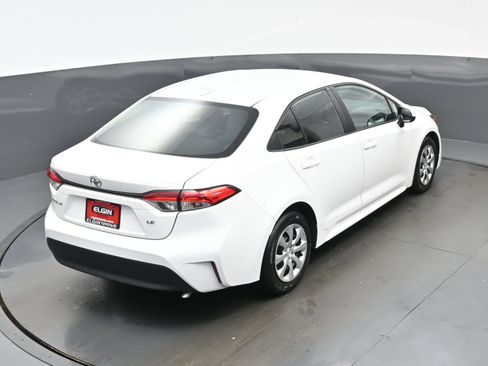 Used 2024 Toyota Corolla LE FWD image 38
