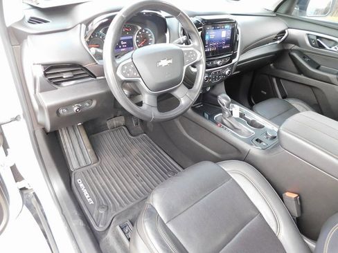 Used 2021 Chevrolet Traverse Premier w/ Redline Edition image 15