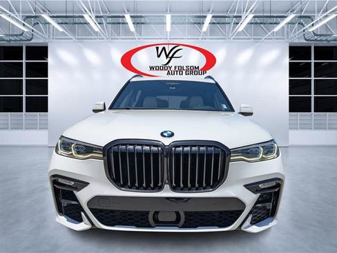 Used 2021 BMW X7 M50i w/ Dynamic Handling Package AWD/4WD image 8